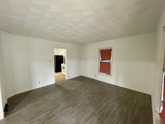 Photo - 2 Bedroom 1 Bath with All New Interior