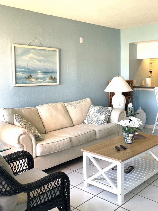 Photo - 3160 Matecumbe Key Rd Unit 218