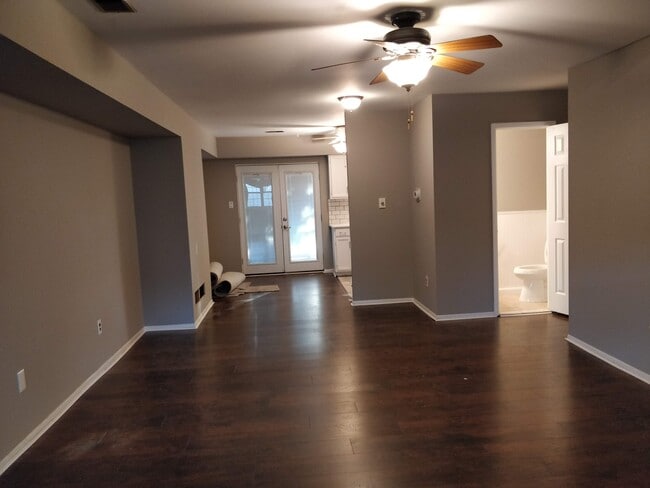 Photo - 112 Kelmar Ave