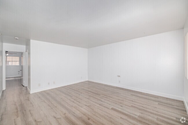 1BR, 1BA - 800SF - Living Room - 13628 Kornblum Ave.