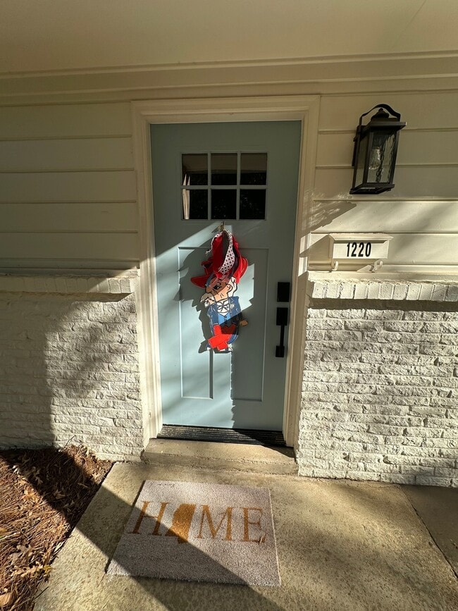 Photo - 1220 Beanland Dr