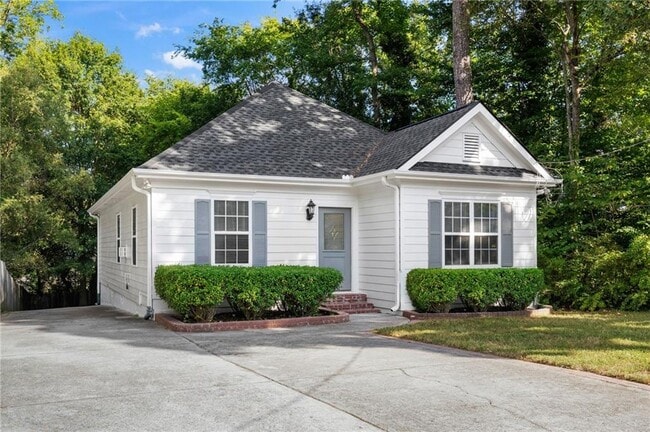 Photo - 2581 Church St NW