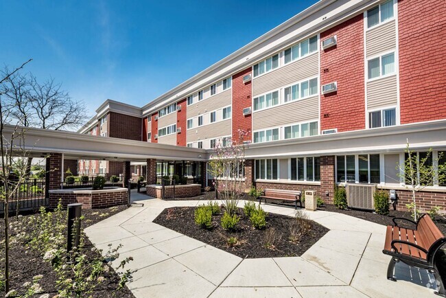 Building Photo - Courtyard Apartments