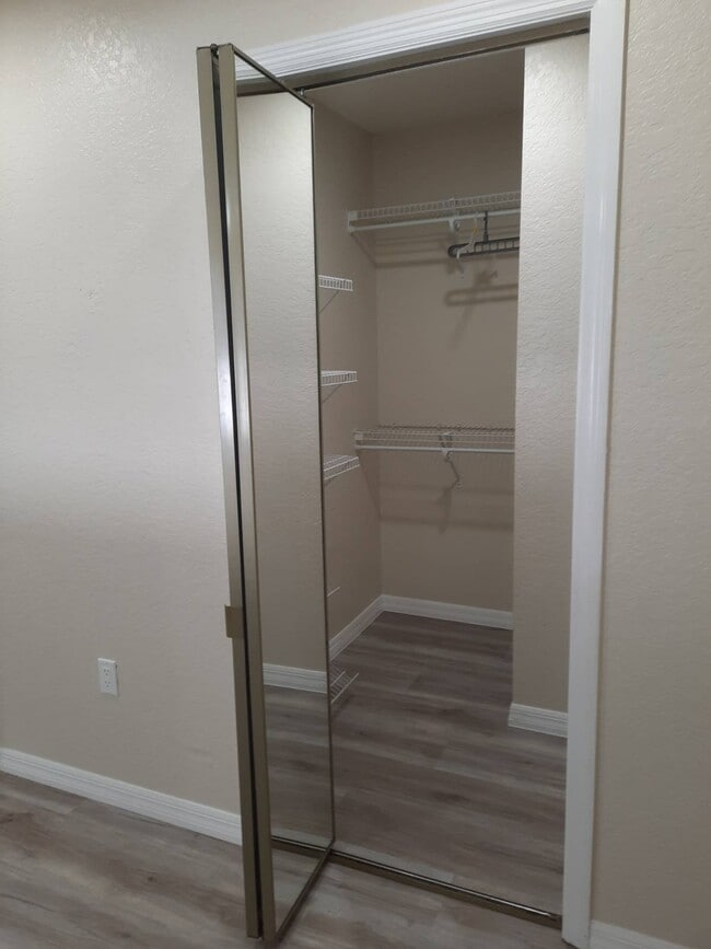 Photo - 11239 Blythville Rd