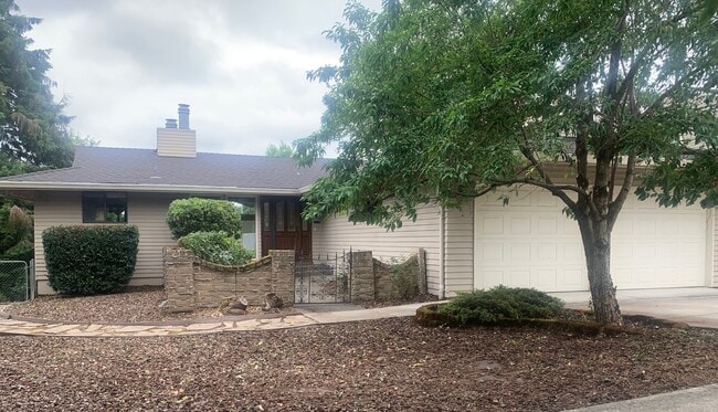 Building Photo - 19142 Suncrest Dr Rental