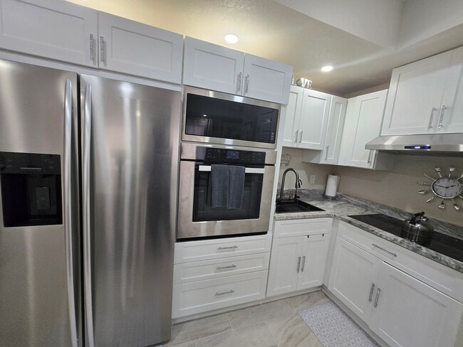 Photo - 349 Endeavor Way Ln