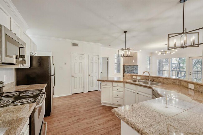 Photo - 6804 N Capital of Texas Hwy Unit 313