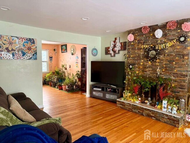 Photo - 10 Nutmeg Ct