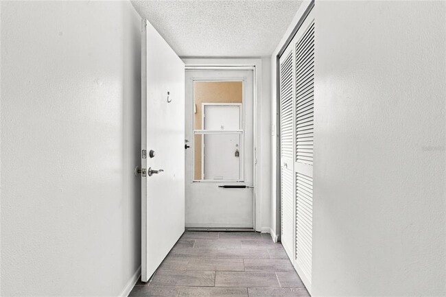 570 Bahia Cir Unit B
