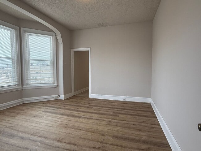 Photo - 1113 Lafayette Ave Unit 2R