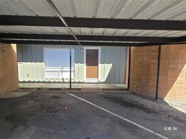 Photo - 8814 Ilona Ln Unidad 1