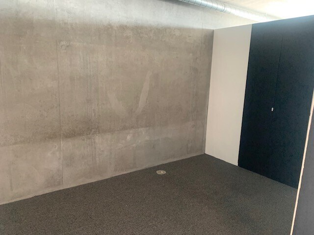 Photo - 1080 Park Blvd