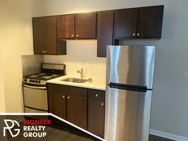 1627 N Humboldt Blvd Unit 4C