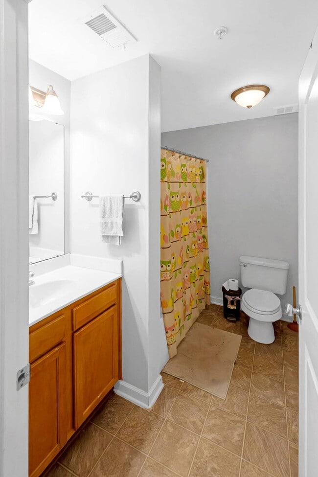 Photo - 7102 W Friendly Ave Unit 108