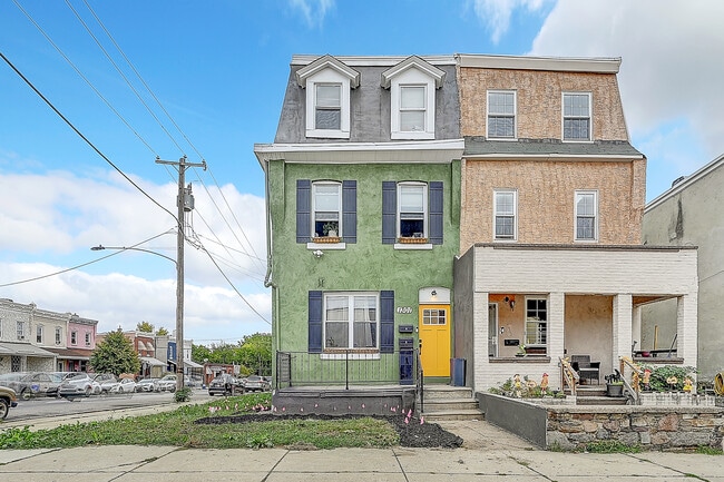 Photo - 1301 S 49th St Unidad 1