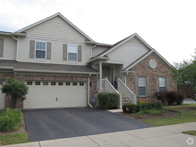 Building Photo - 2625 Christie Dr Rental