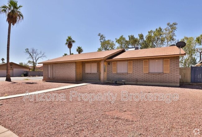 Building Photo - 3009 E Caballero St Rental