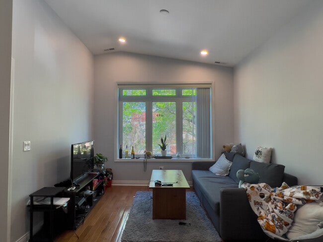 Photo - 3136 S Shields Ave Unit 3