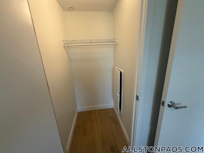 Photo - 55 Brighton Ave Unidad 604