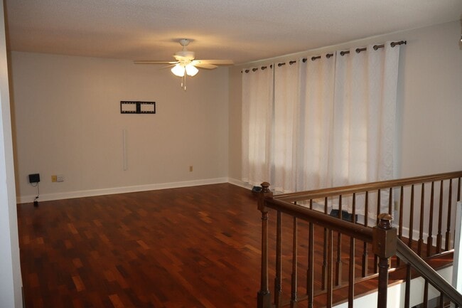 Photo - 3809 W Rollins Rd