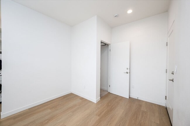 Photo - 2201-2217 Bonita Ct Unidad 2201-2 Bonita Ct