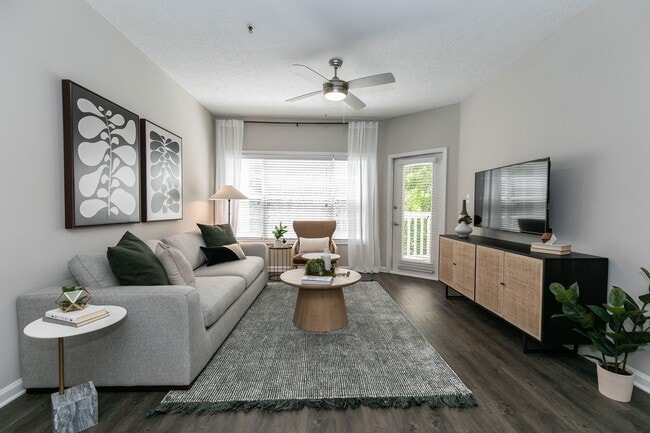 Building Photo - Willowest in Vinings Rental