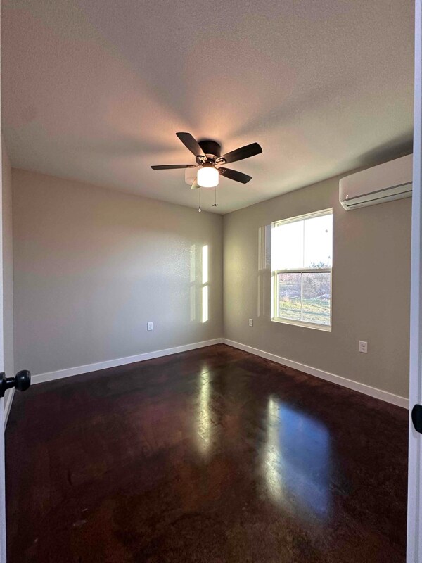 Photo - 900 W Highland Ave Unit B