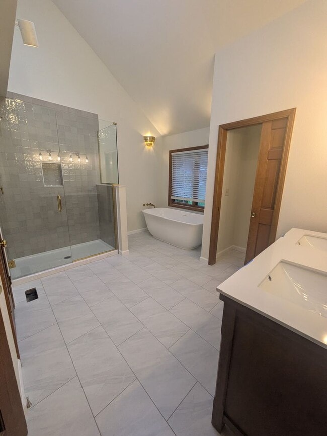 Photo - Gorgeous 3 Bedroom • 2.5 Bath Home Recently Remodeled and Ready for you!