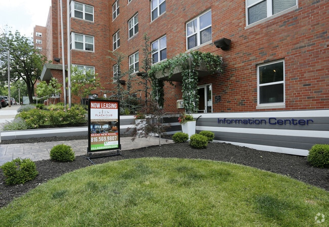 Photo - Plaza Club City Apartments