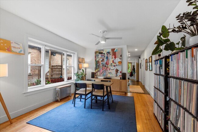 Photo - 2447 N Kildare Ave Unidad 1