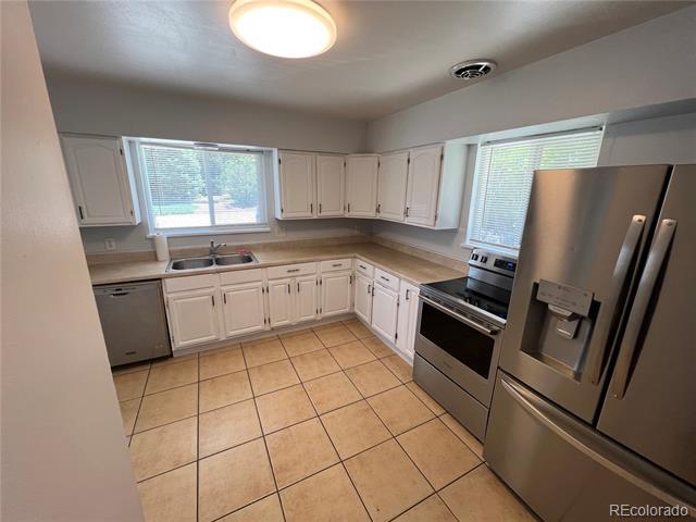 Photo - 947 S Benton St