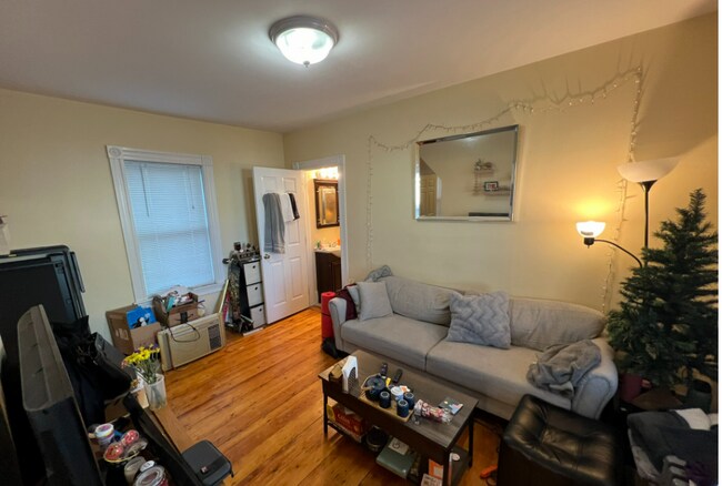 Photo - 6 White Street Pl Unit R