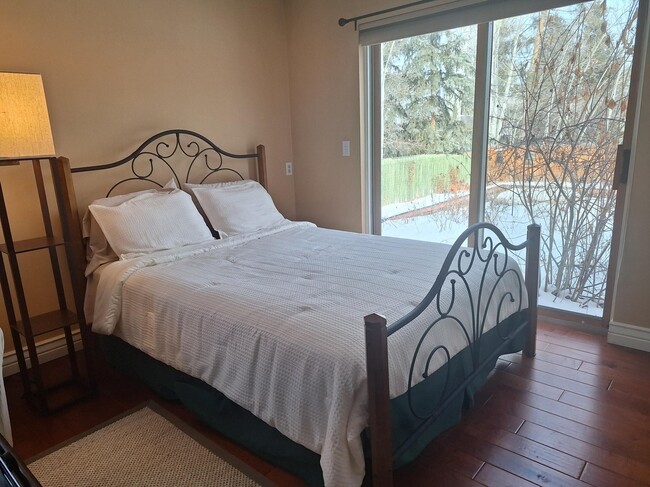 Photo - 1468 Willow Loop Unit B