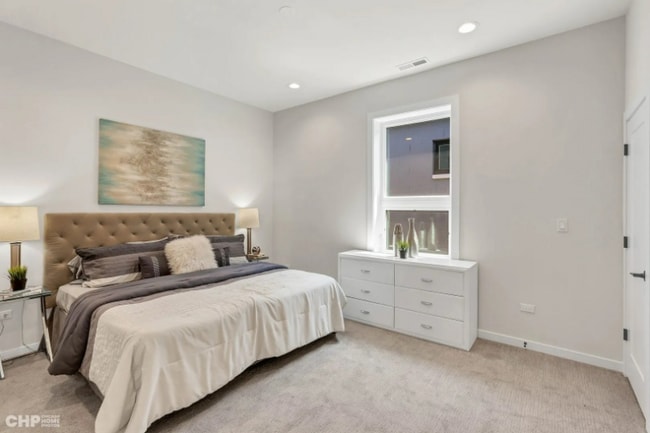 Photo - 5203 S Wabash Ave Unidad 3