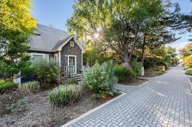 38 Homesite Ave