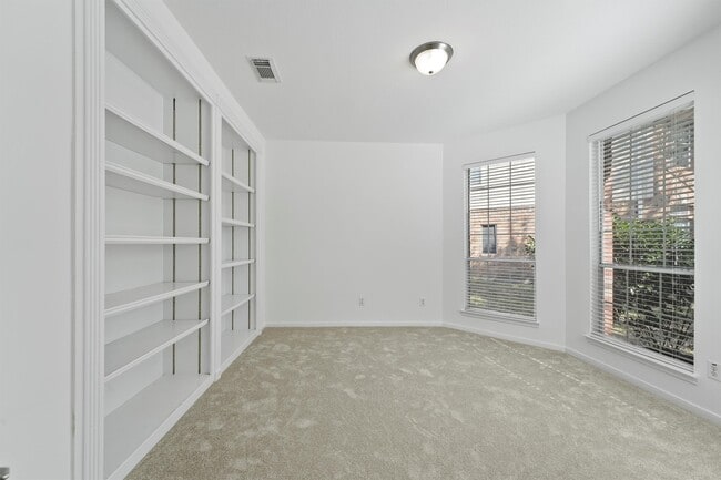 Photo - 26422 Creston Woods Dr