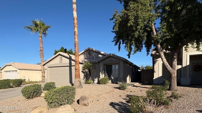 Building Photo - 9214 W Ross Ave