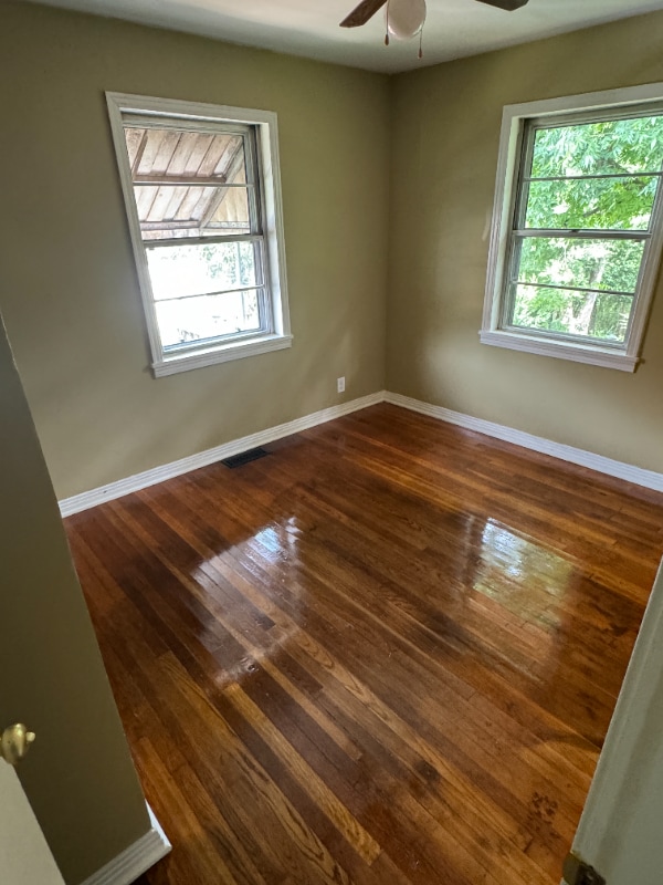 Photo - 414 Woodlawn Ave