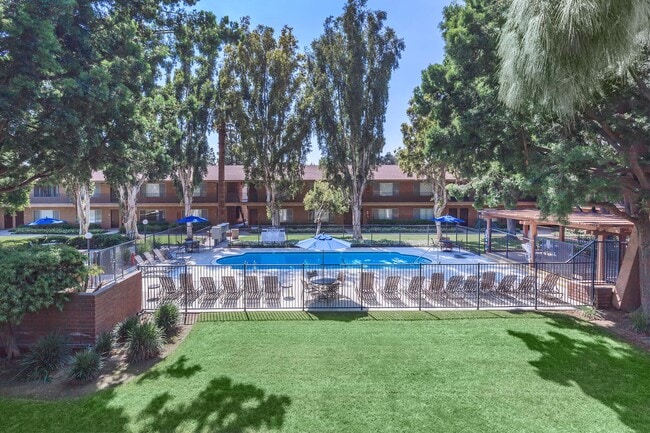 Photo - La Ramada Apartment Homes