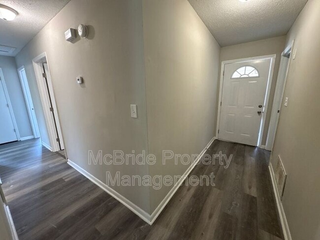 Photo - 2941 Rollingwood Dr