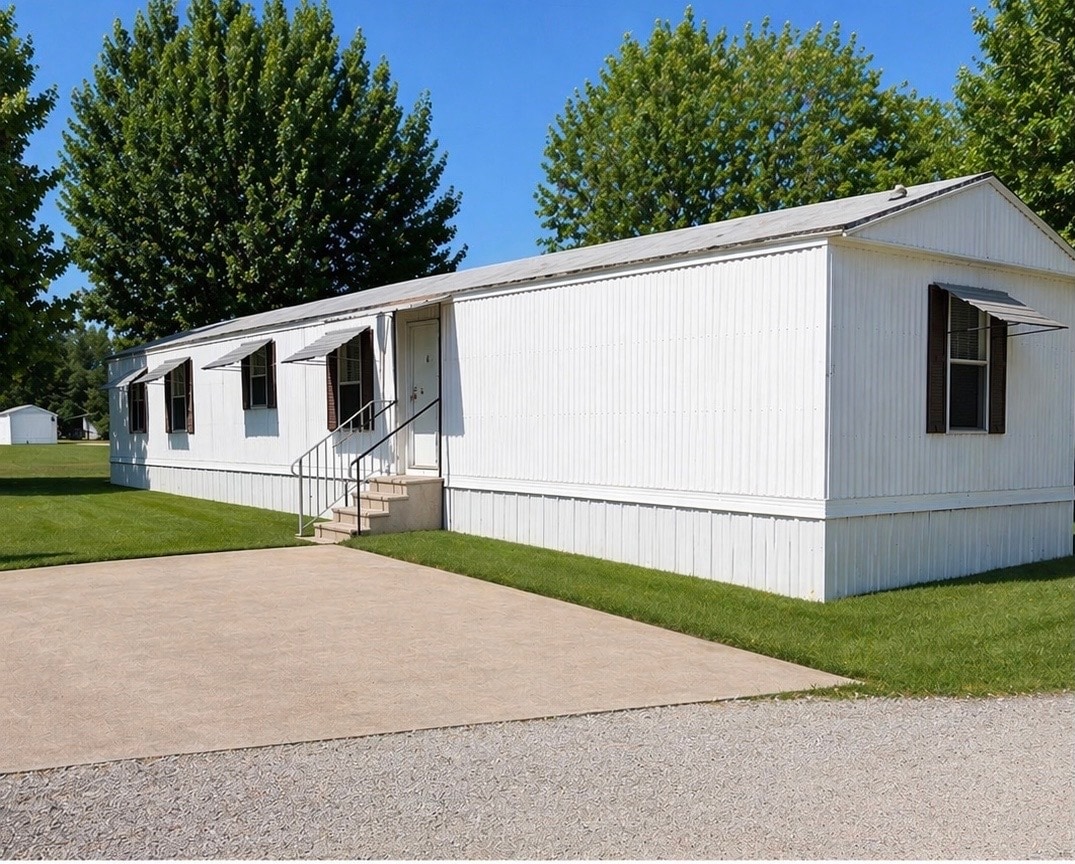 Photo - 300 Murls Lake Rd