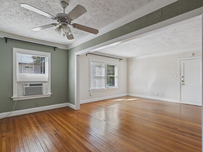 Photo - 1920 Richmond Ave. Unit 13