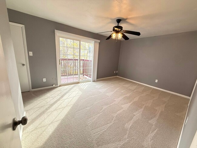 Photo - 503 Benlea Ct