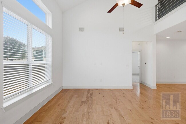 Photo - 5901 Rubicon Run