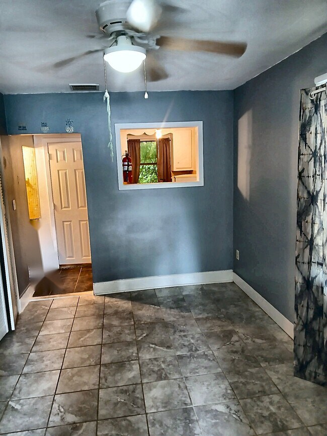 66 Main St Unit 8