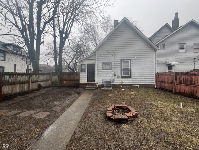 Photo - 2509 E 10th St