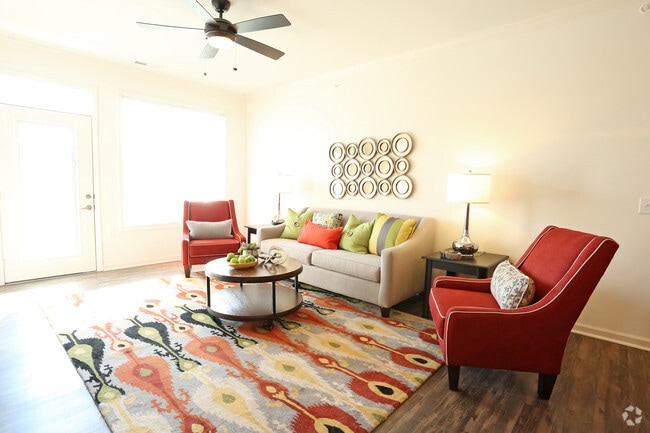 2BR, 2BA - 1,225 SF - Living Room - Emerald Twenty Four