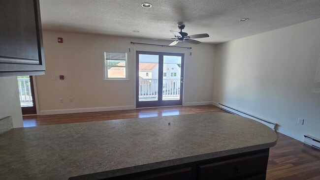 153 Portsmouth Ave Unit 203