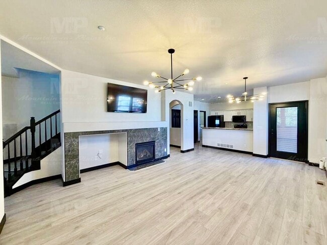 Photo - 3809 Rock Creek Dr