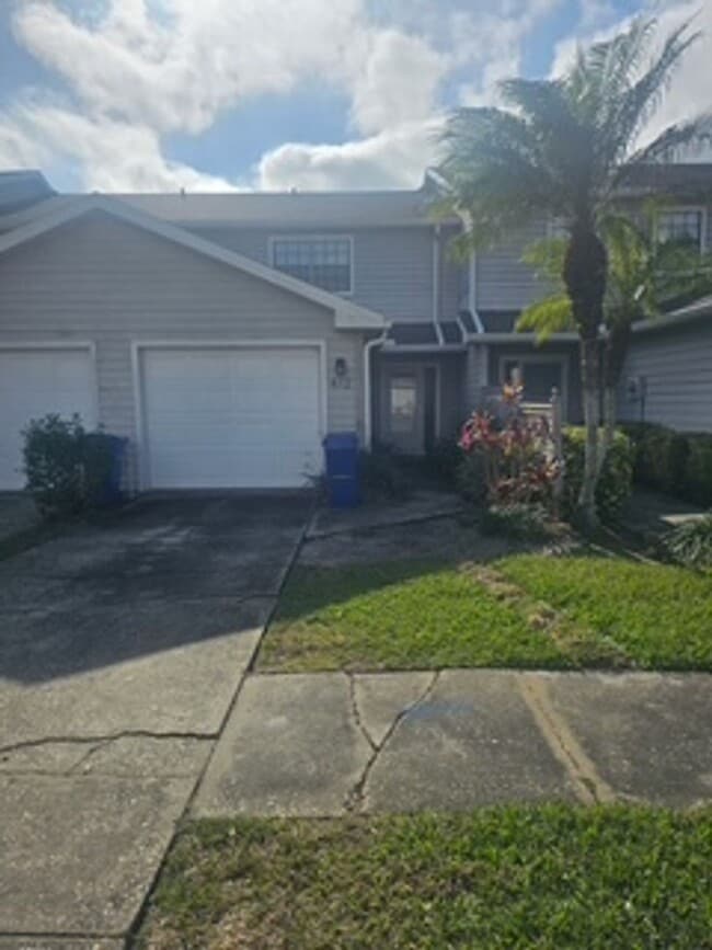 Photo - 2 bed 2.5 bath Lake Front Townhouse